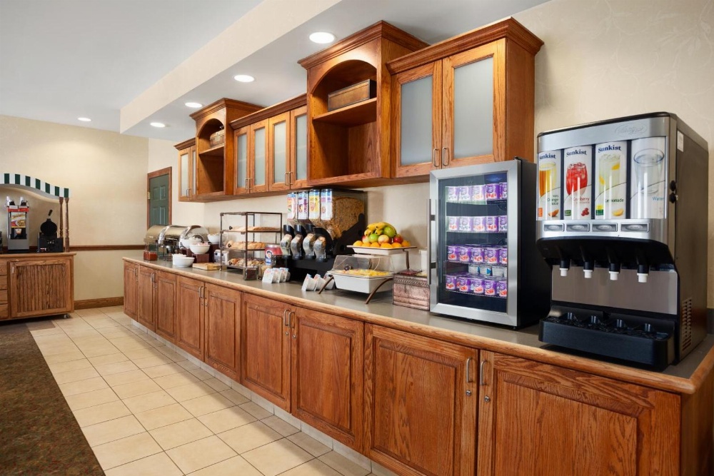 Country Inn & Suites by Radisson, Ithaca, NY Main image